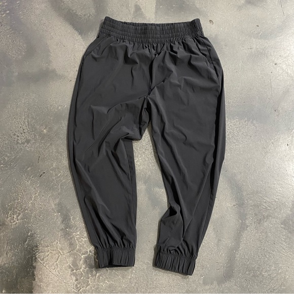 Vuori Villa Jogger Sz XL Women’s - Picture 5 of 8